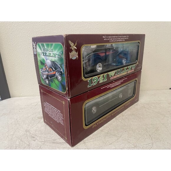 Lot of 2 Road Signature 1:18 Diecast 1969 Plymouth Barracuda & 1941 Willys Coupe - Picture 10 of 10